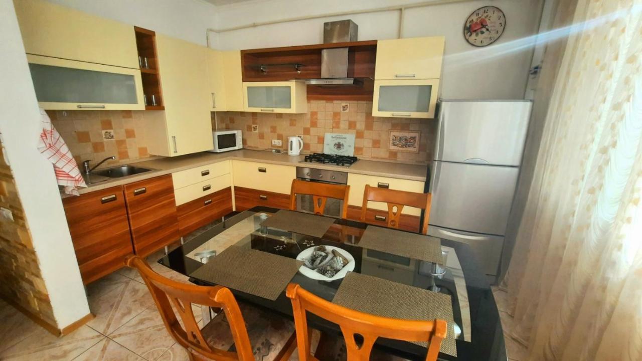 Elegance Apartment Chisinau Center Close To Stefan Cel Mare Buitenkant foto